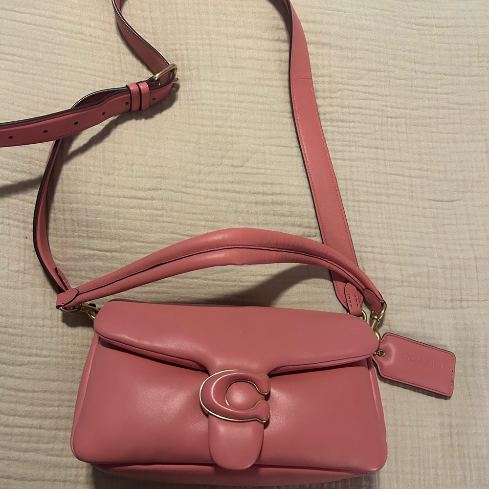 Coach Pillow Tabby 26 Pink